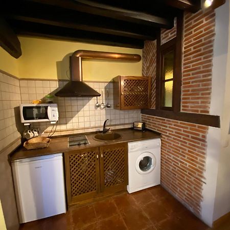Apartamentos Rurales La Antigua Fonda Candelario Eksteriør billede