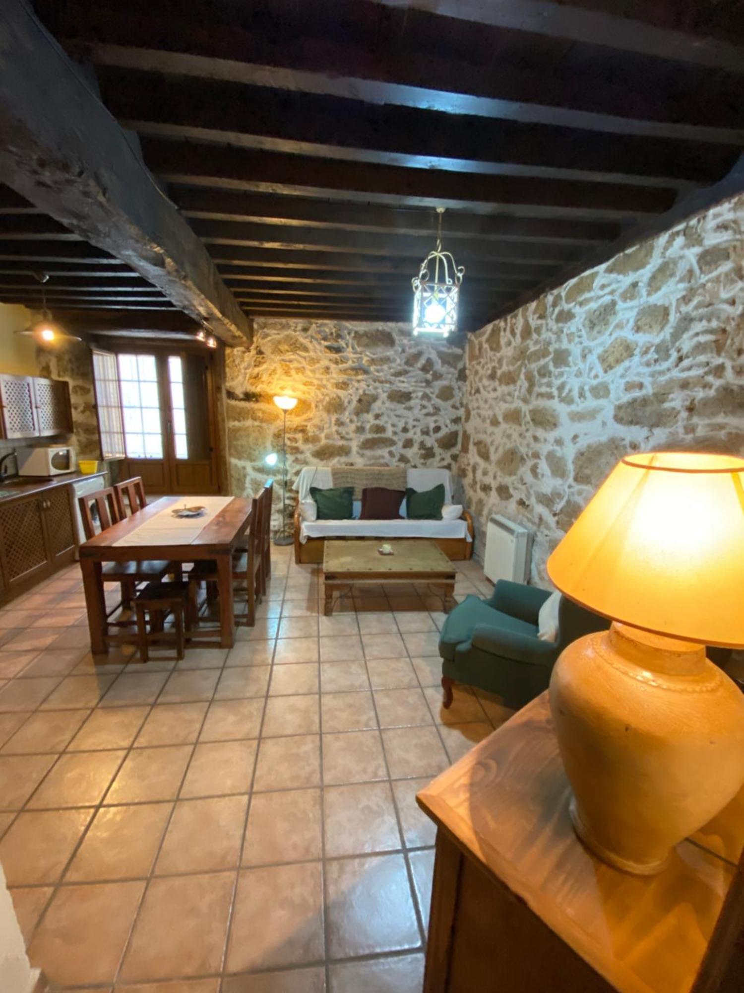 Apartamentos Rurales La Antigua Fonda Candelario Eksteriør billede