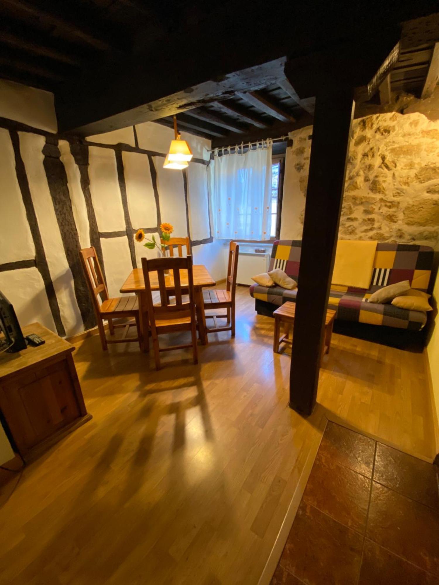 Apartamentos Rurales La Antigua Fonda Candelario Eksteriør billede