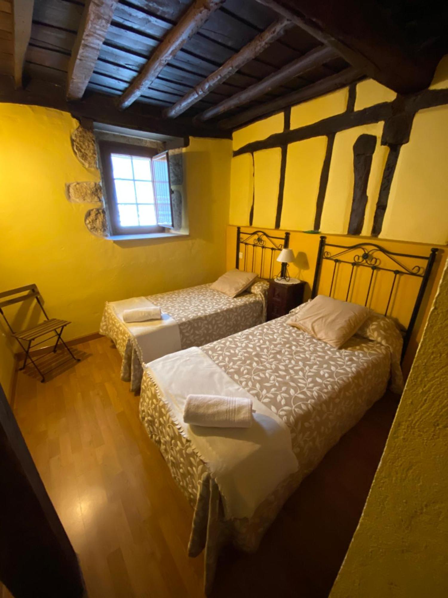 Apartamentos Rurales La Antigua Fonda Candelario Eksteriør billede