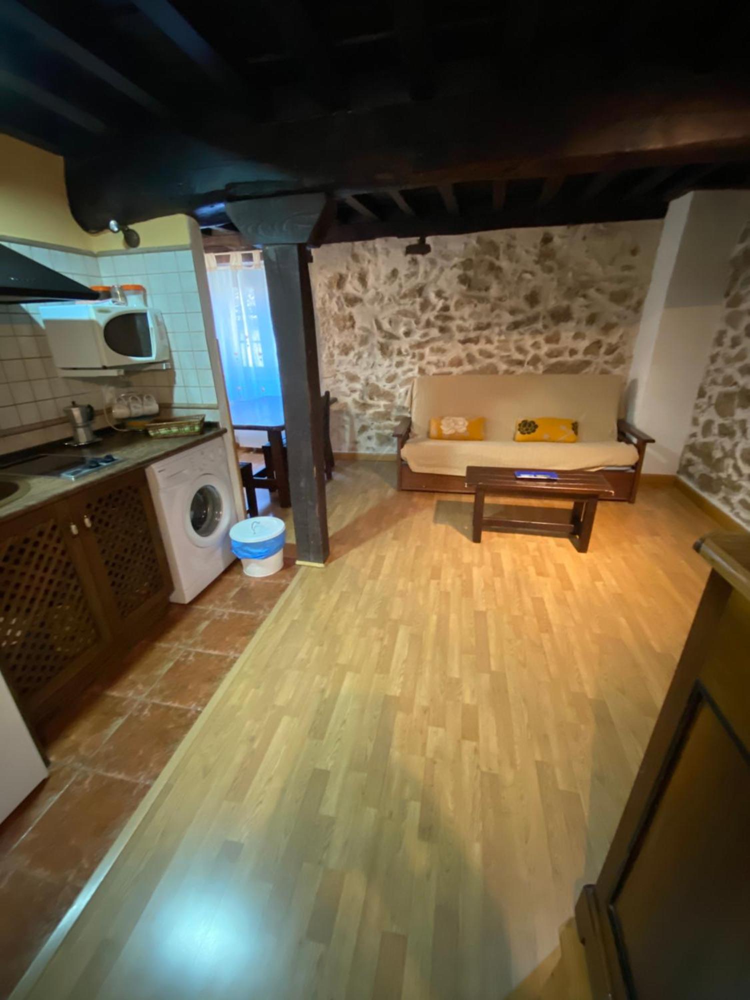Apartamentos Rurales La Antigua Fonda Candelario Eksteriør billede