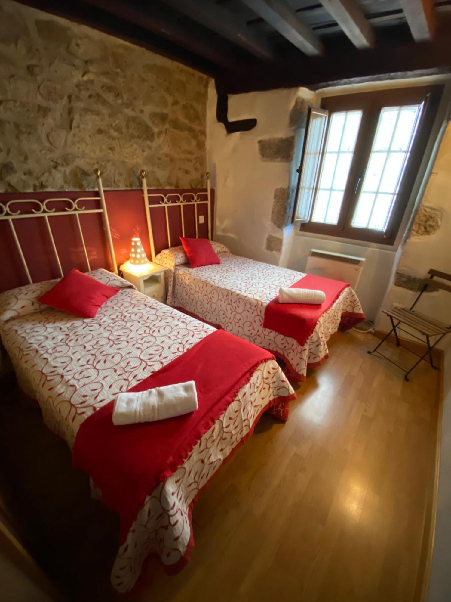 Apartamentos Rurales La Antigua Fonda Candelario Eksteriør billede